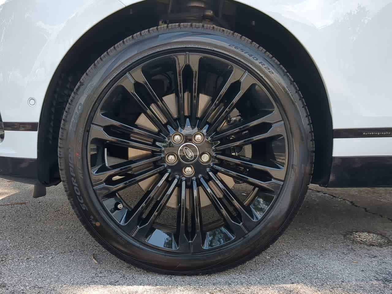 Thumbnail: 2026 Land Rover Range Rover Velar - 14