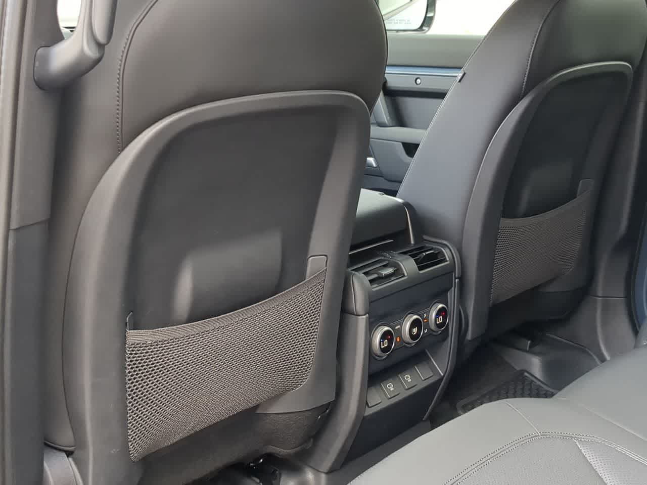 Thumbnail: 2025 Land Rover Defender - 19