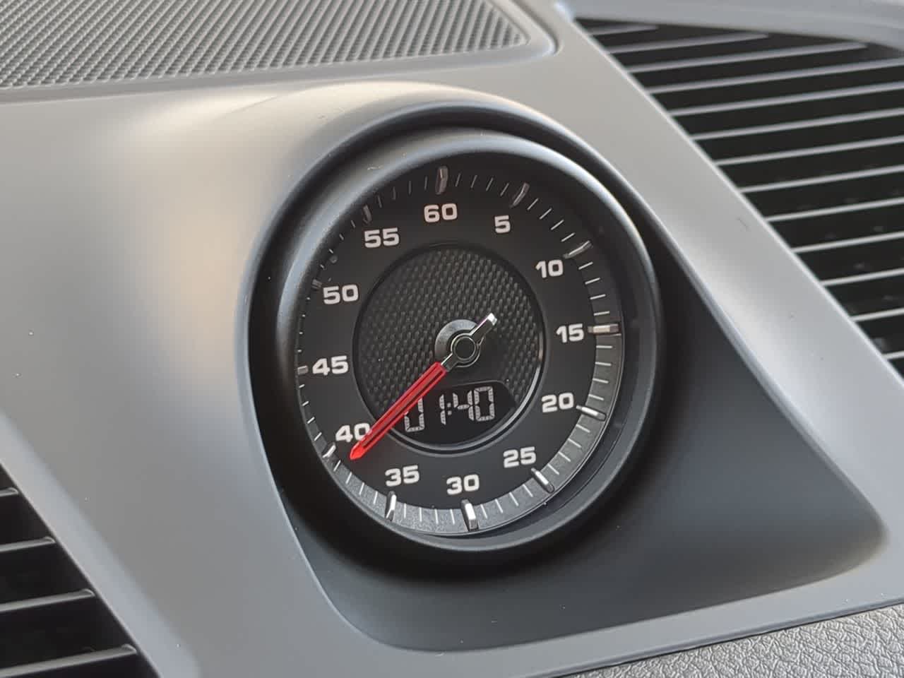 Thumbnail: 2021 Porsche Cayenne - 39