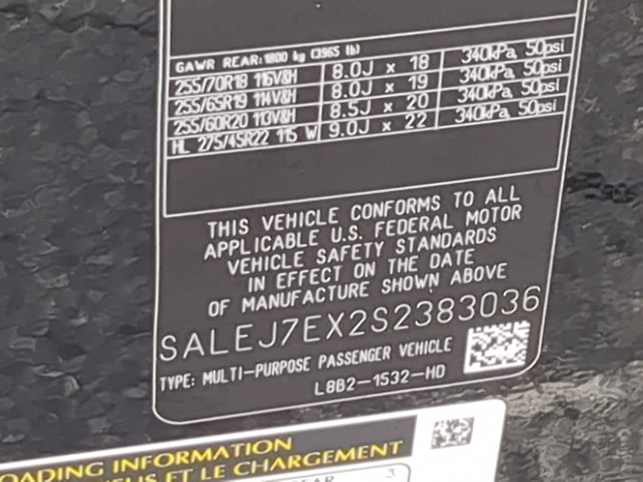 Thumbnail: 2025 Land Rover Defender - 38