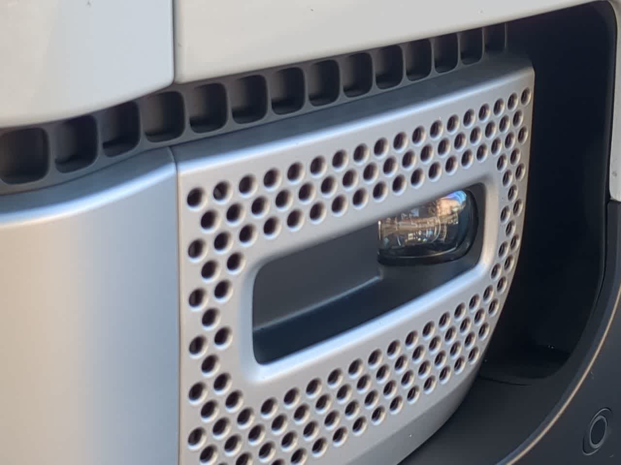 Thumbnail: 2025 Land Rover Defender - 11