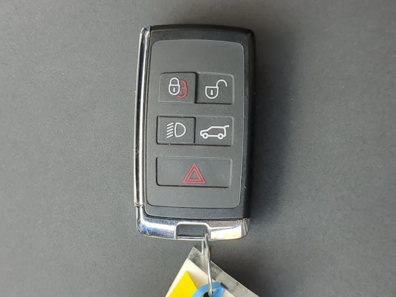 Thumbnail: 2025 Land Rover Discovery Sport - 38