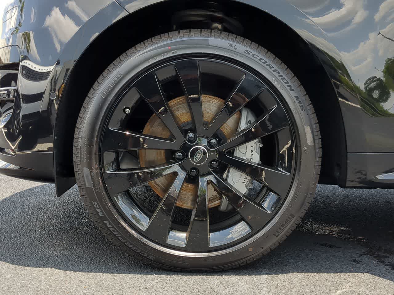 Thumbnail: 2025 Land Rover Range Rover Sport - 14