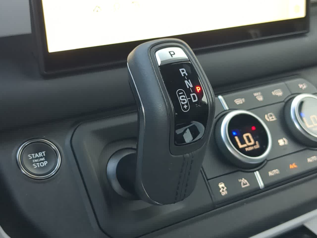 Thumbnail: 2025 Land Rover Defender - 34