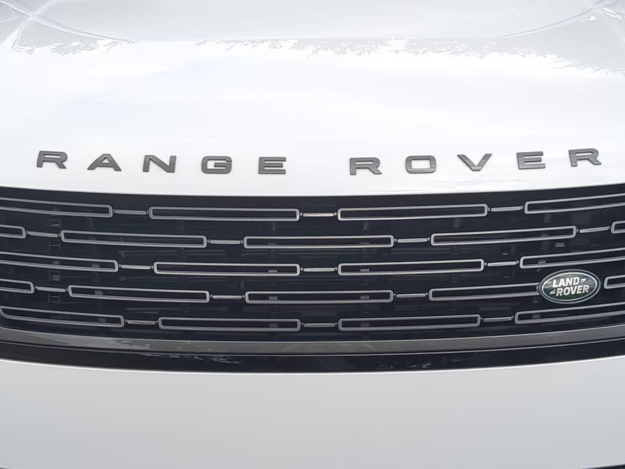 Thumbnail: 2025 Land Rover Range Rover - 13