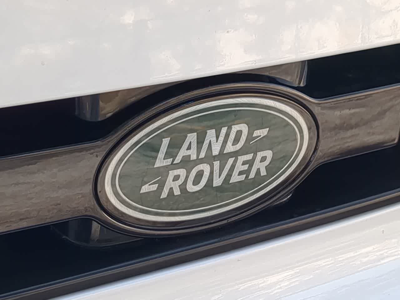 Thumbnail: 2025 Land Rover Defender - 12