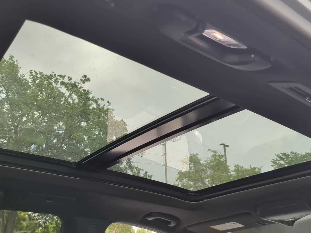 Thumbnail: 2024 Cadillac XT6 - 23