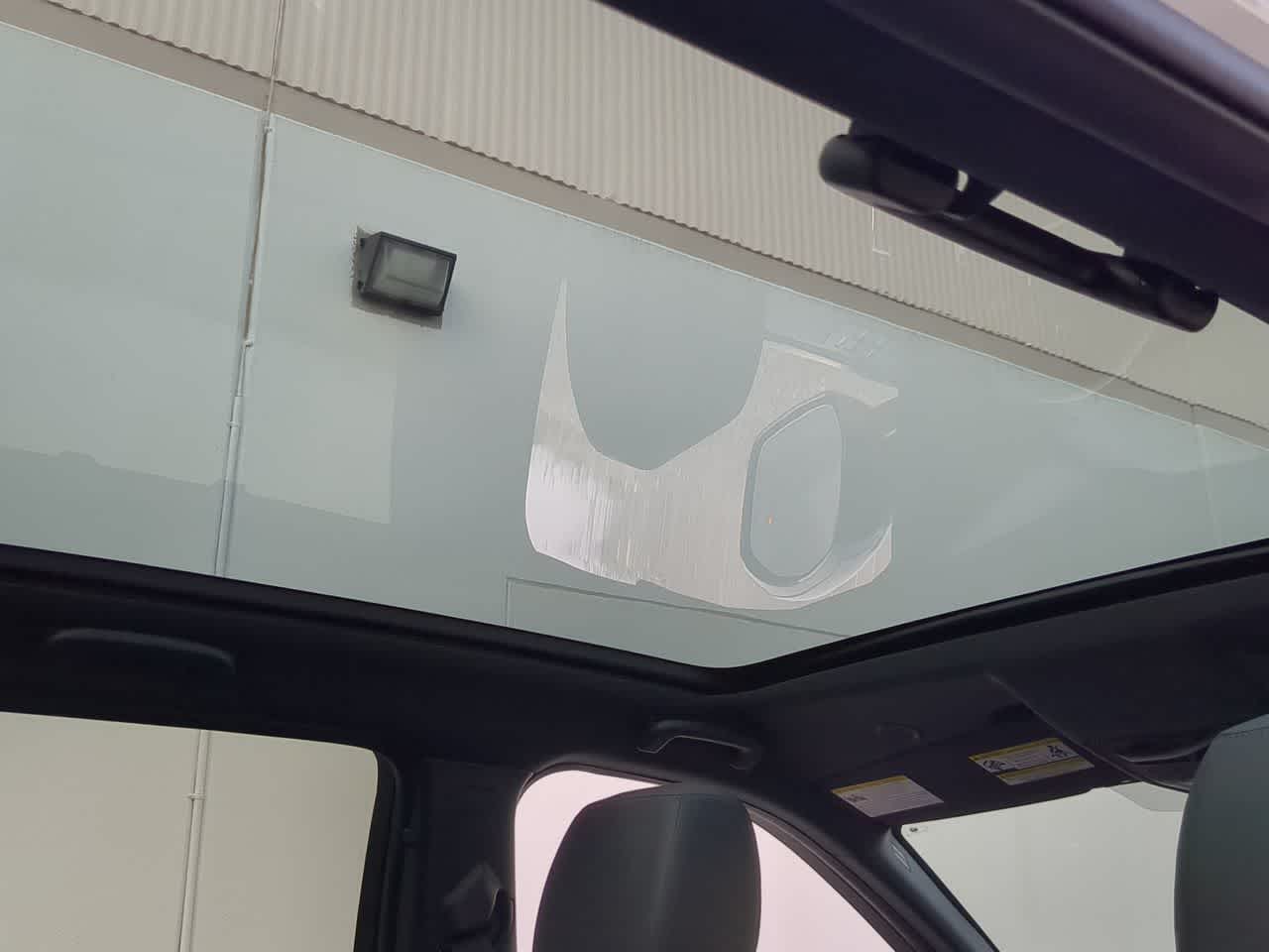 Thumbnail: 2025 Land Rover Discovery Sport - 21