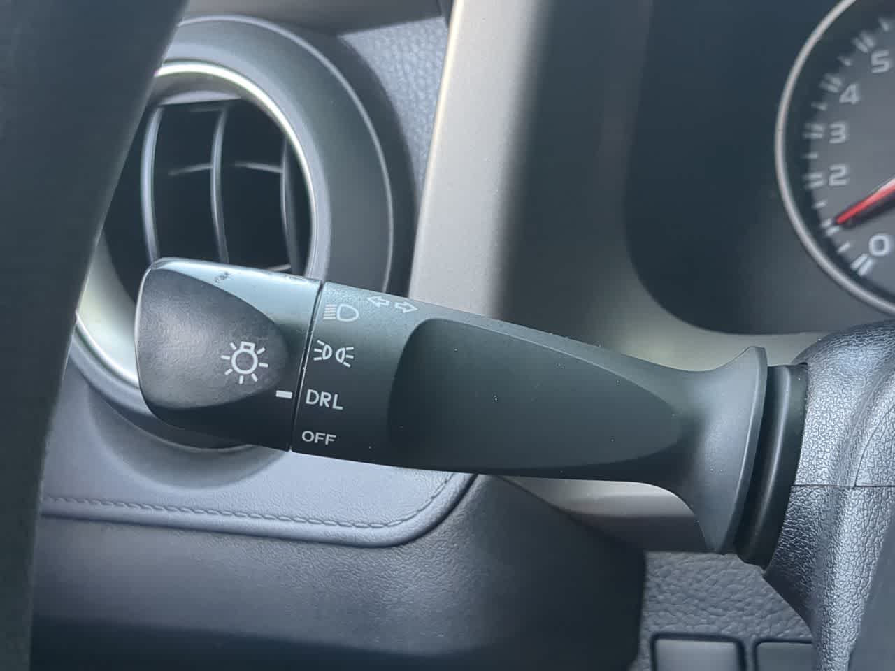 Thumbnail: 2016 Toyota RAV4 - 25