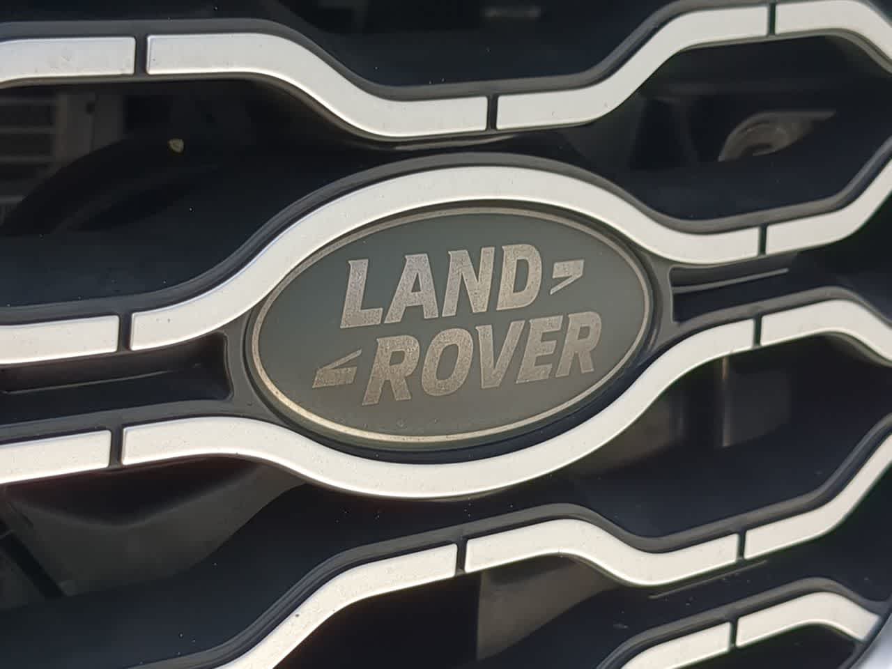 Thumbnail: 2020 Land Rover Range Rover Velar - 11