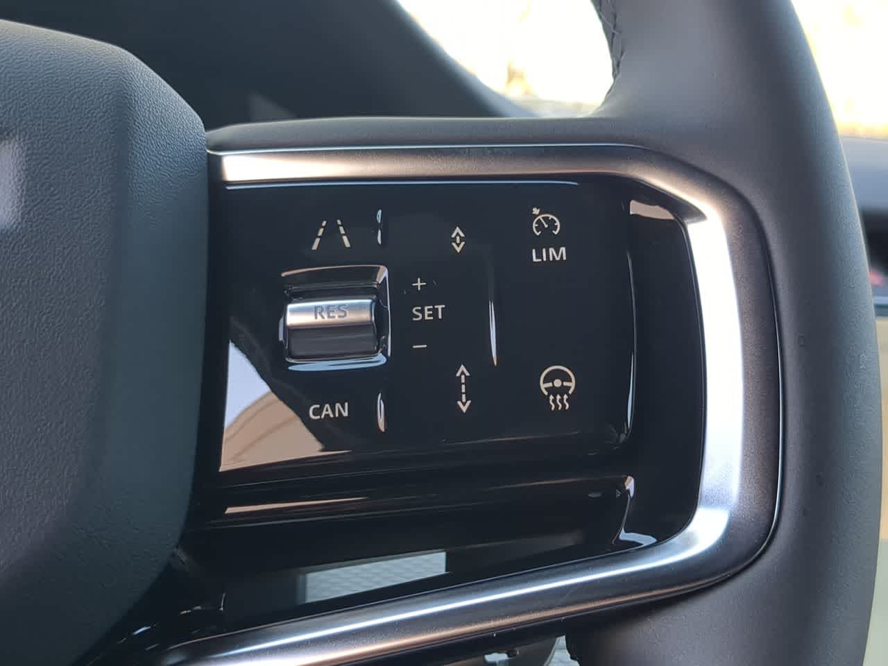 Thumbnail: 2026 Land Rover Discovery Sport - 26