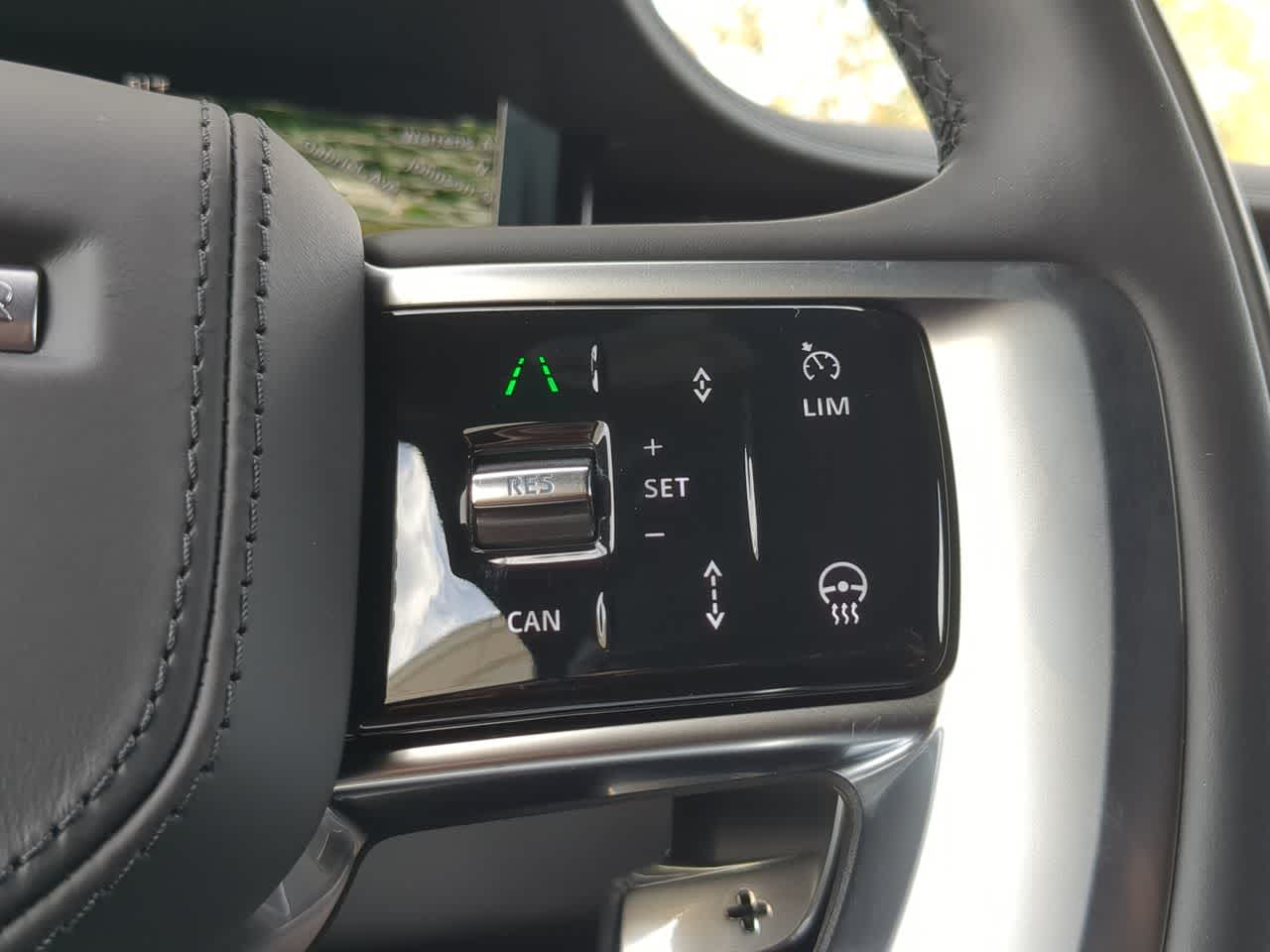 Thumbnail: 2025 Land Rover Range Rover - 27