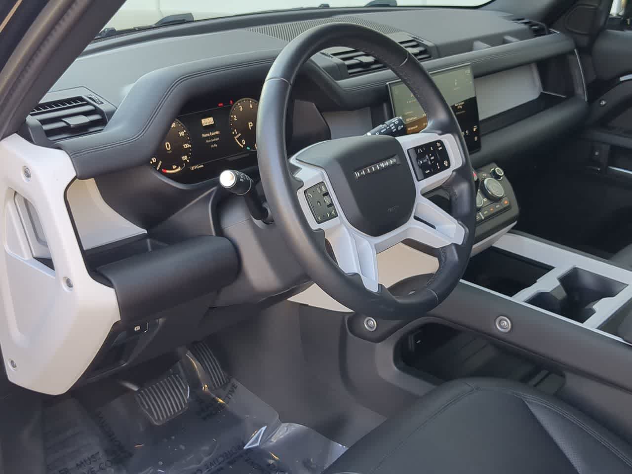 Thumbnail: 2025 Land Rover Defender - 10