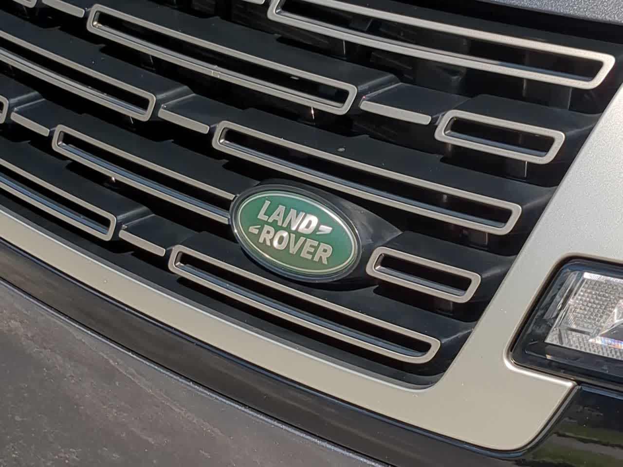 Thumbnail: 2023 Land Rover Range Rover - 12