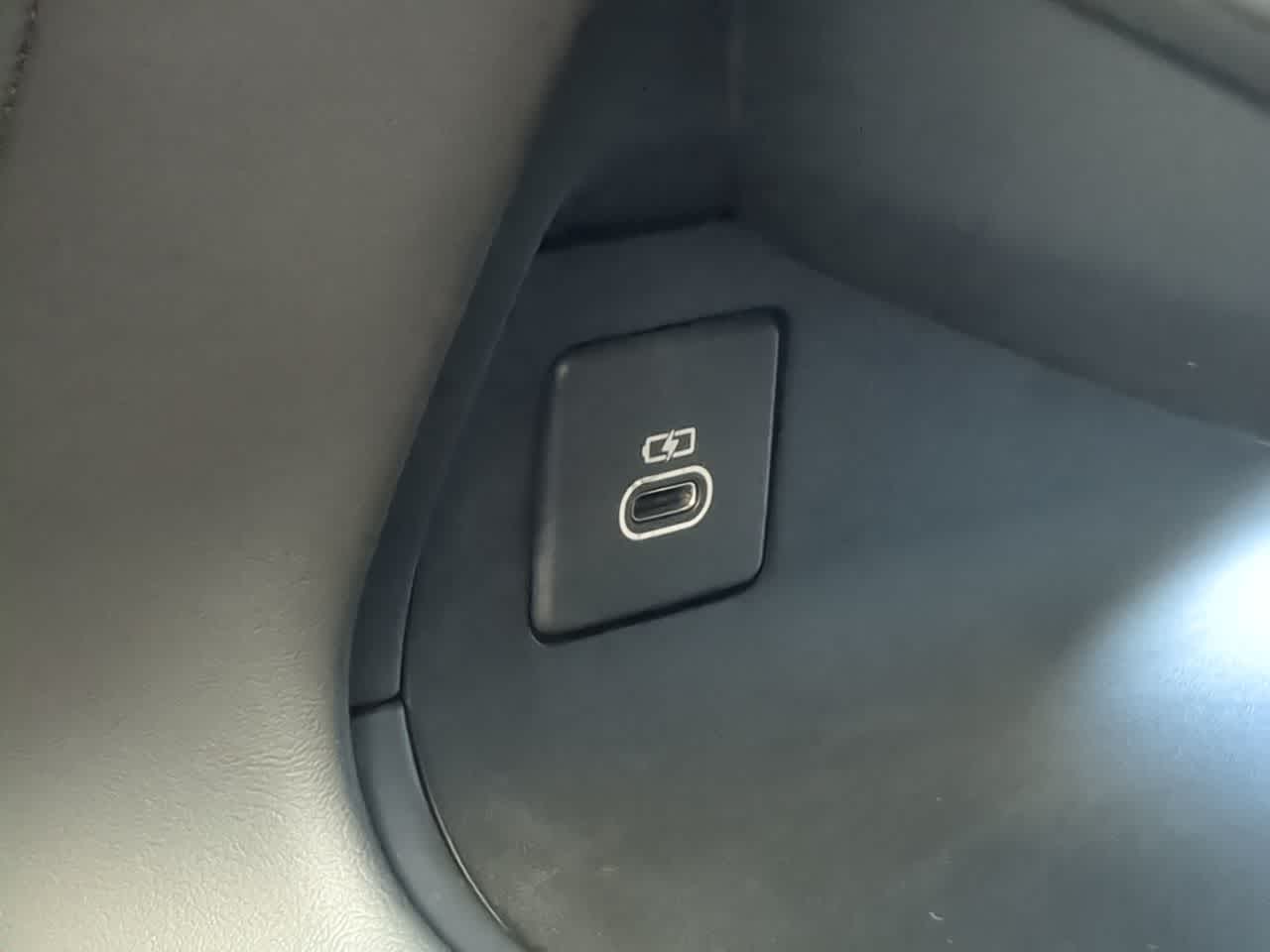 Thumbnail: 2025 Land Rover Range Rover Sport - 34