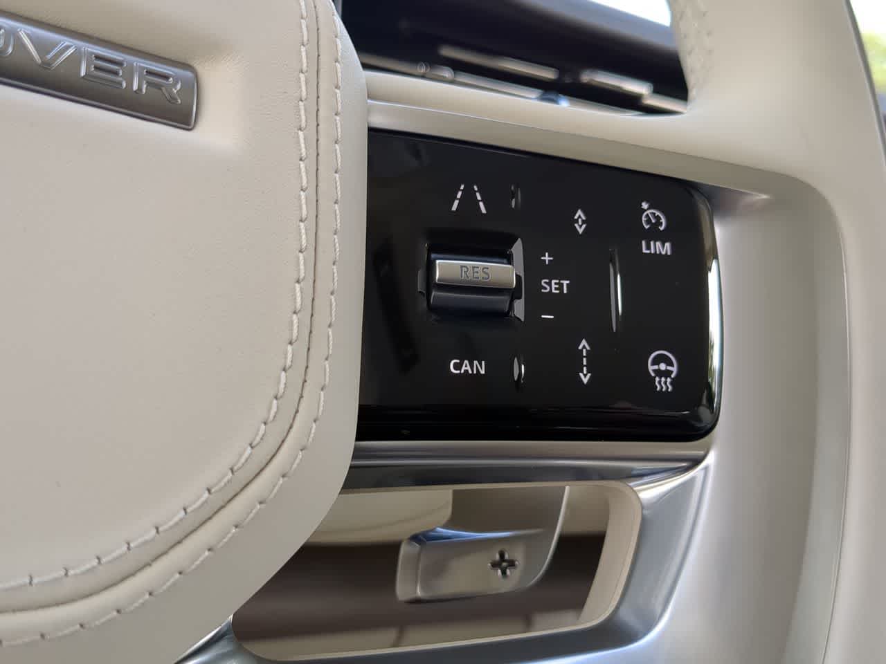 Thumbnail: 2025 Land Rover Range Rover - 26