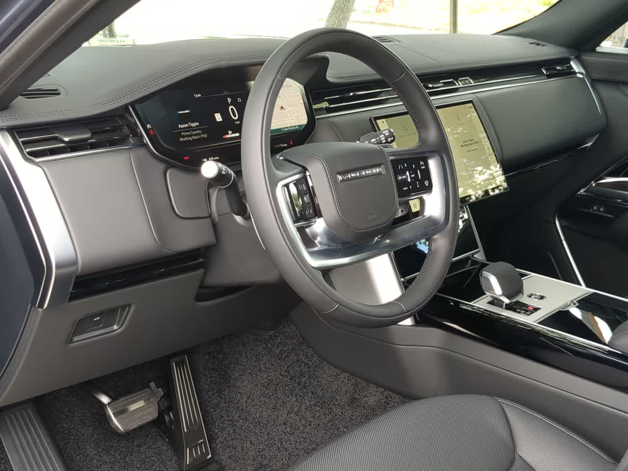 Thumbnail: 2026 Land Rover Range Rover - 10