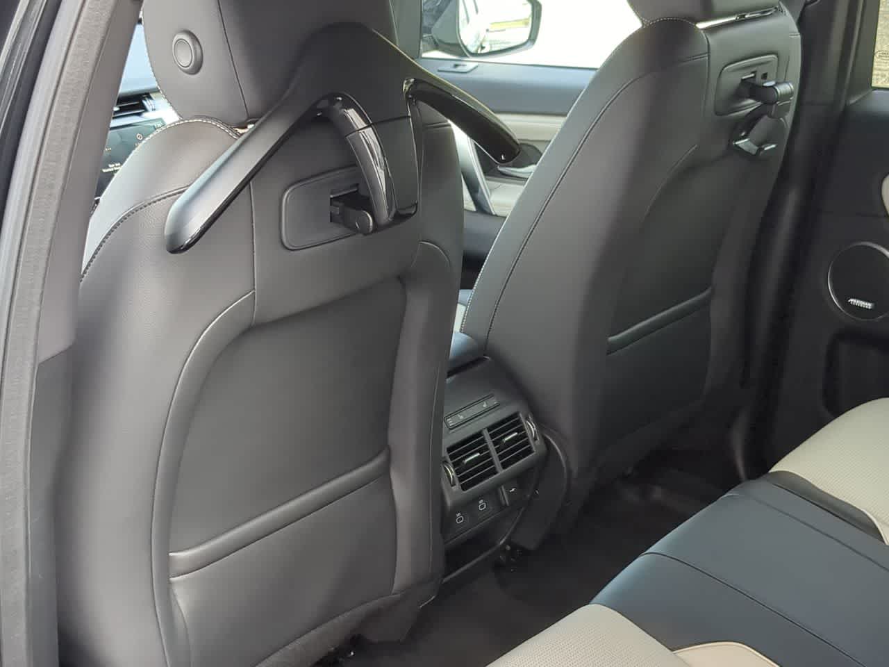 Thumbnail: 2025 Land Rover Discovery Sport - 18