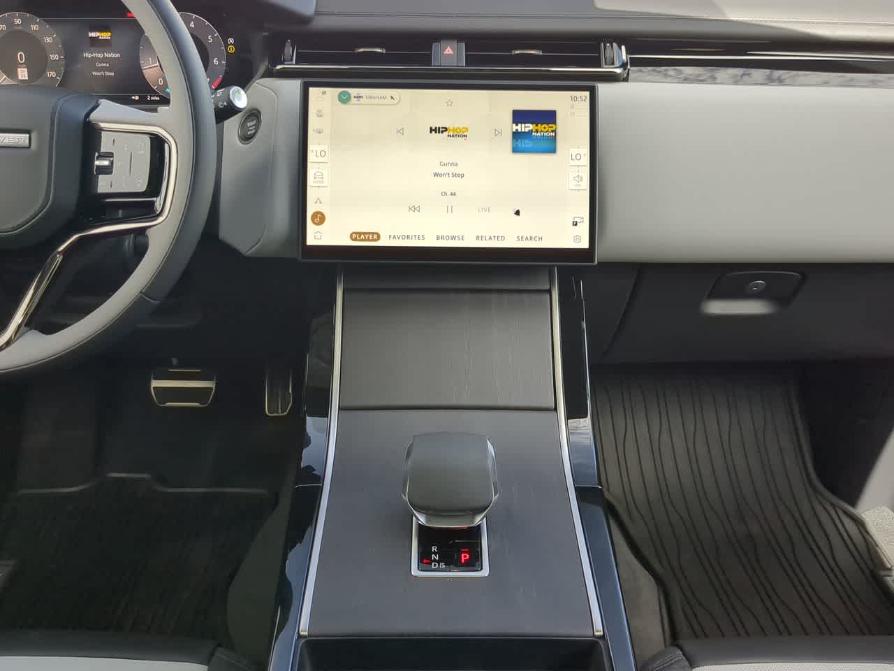 Thumbnail: 2026 Land Rover Range Rover Velar - 30