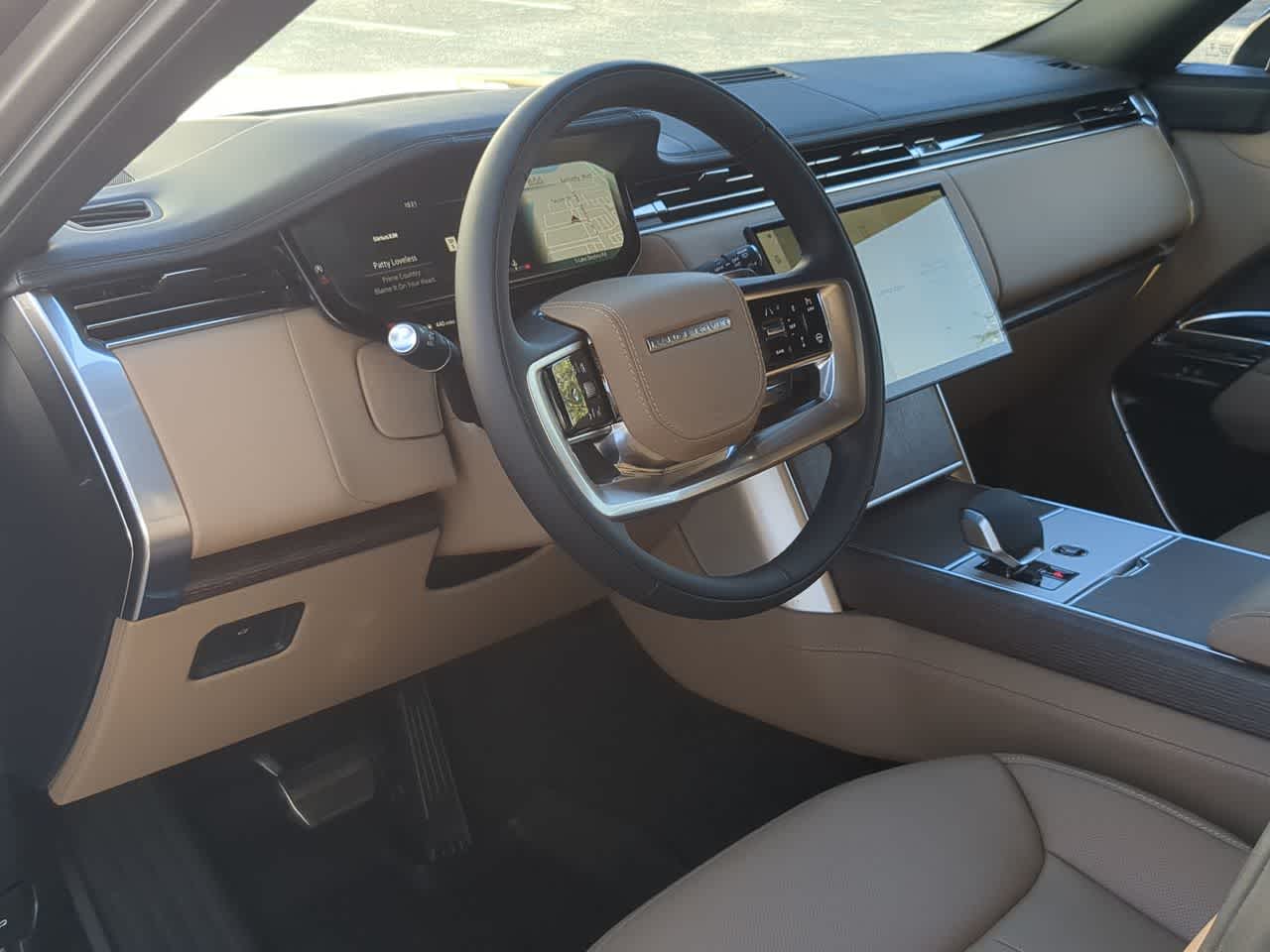 Thumbnail: 2026 Land Rover Range Rover - 10