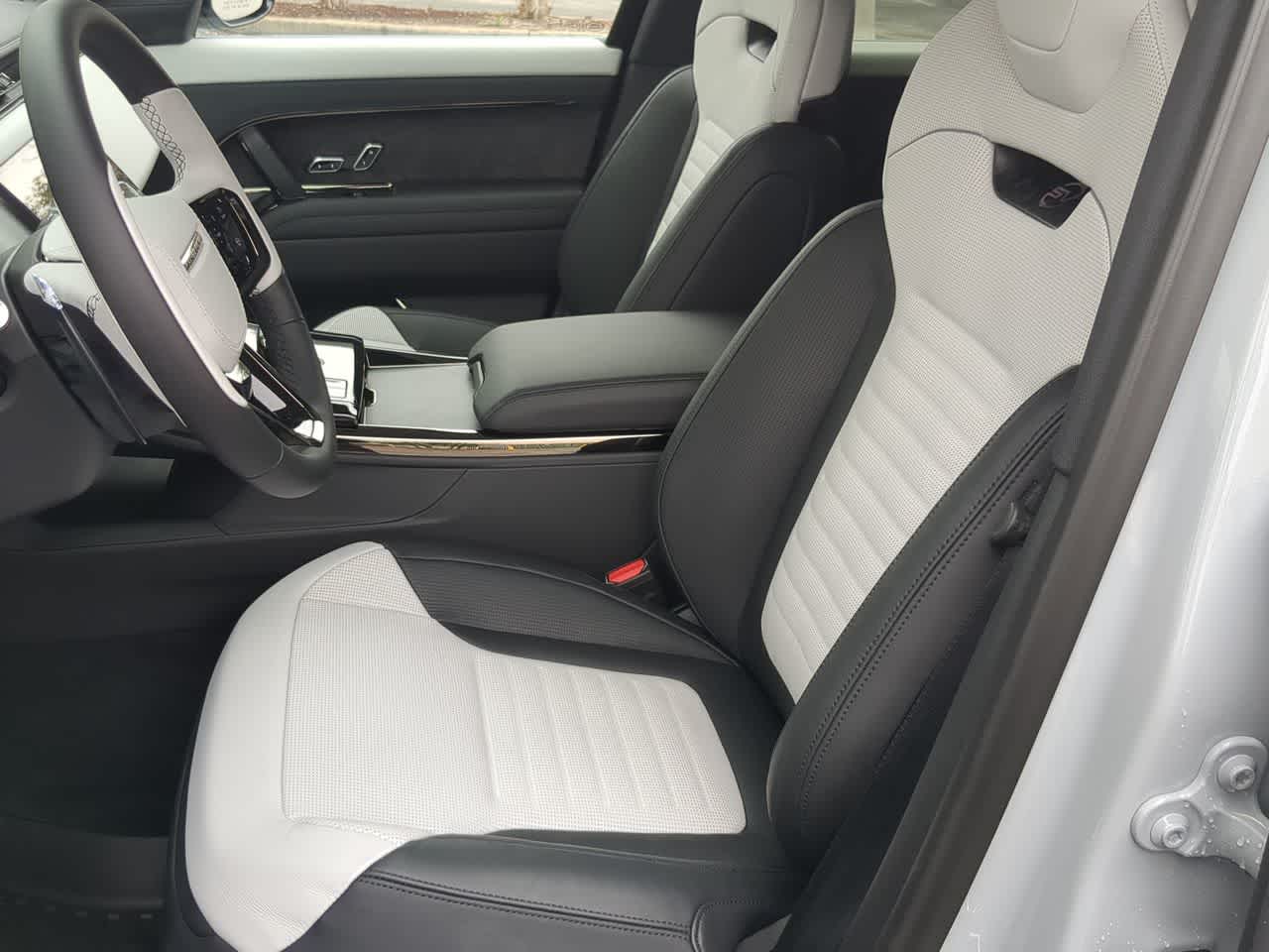 Thumbnail: 2026 Land Rover Range Rover Sport - 16