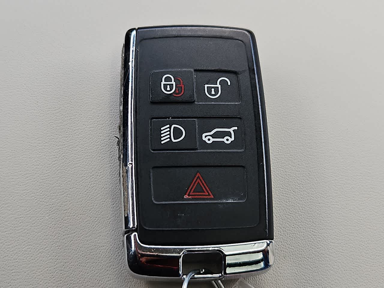 Thumbnail: 2023 Land Rover Defender - 38