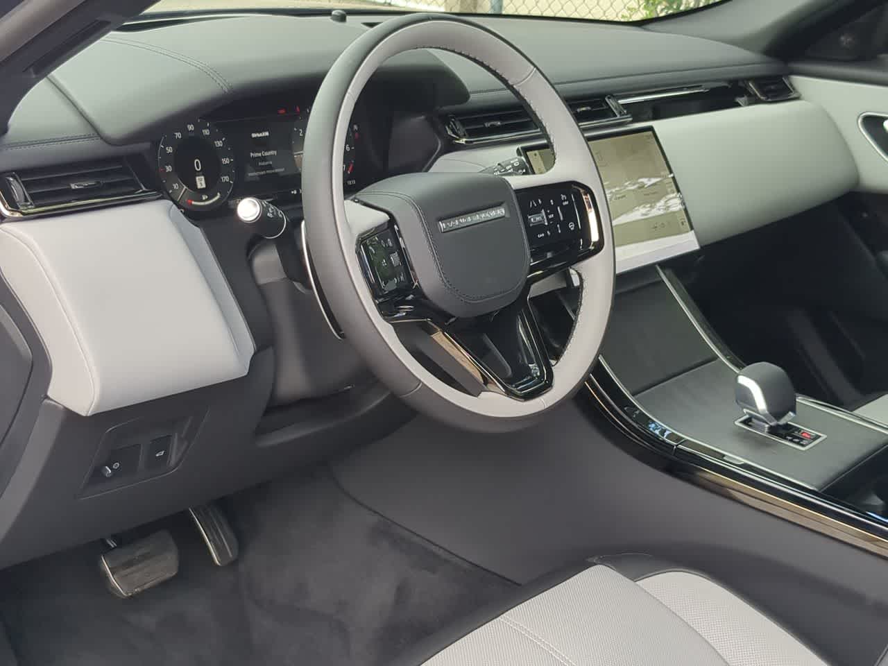 Thumbnail: 2026 Land Rover Range Rover Velar - 10