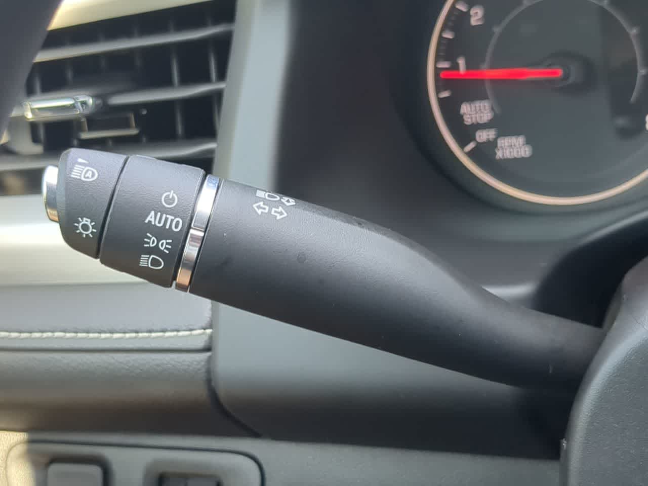 Thumbnail: 2023 GMC Acadia - 26