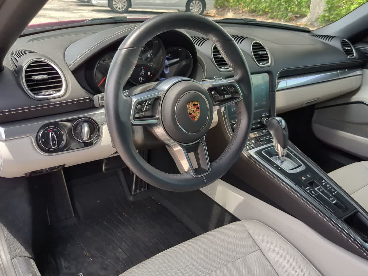 Thumbnail: 2024 Porsche 718 Boxster - 10