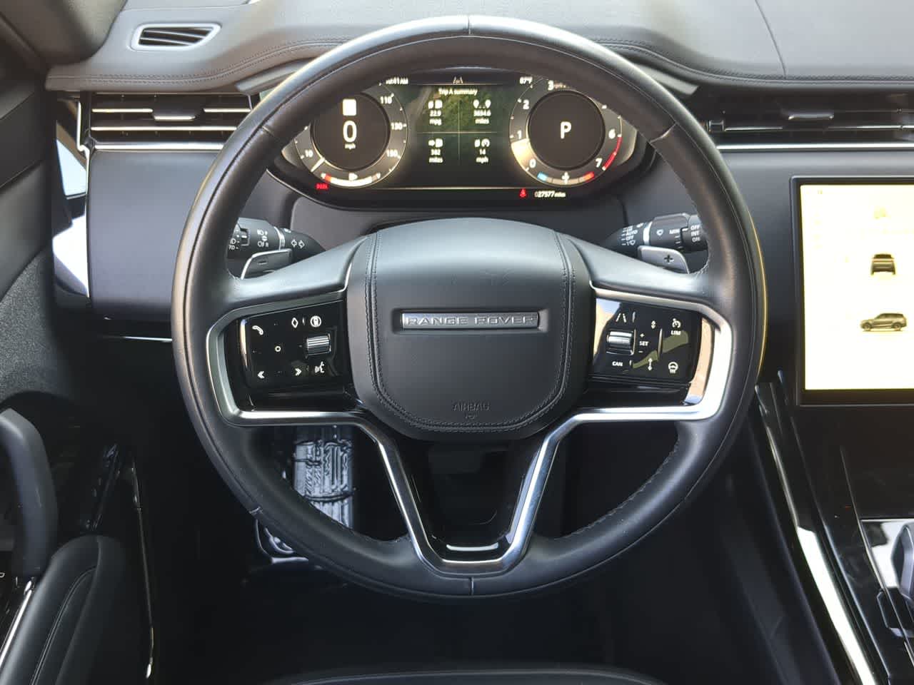 Thumbnail: 2025 Land Rover Range Rover Sport - 25