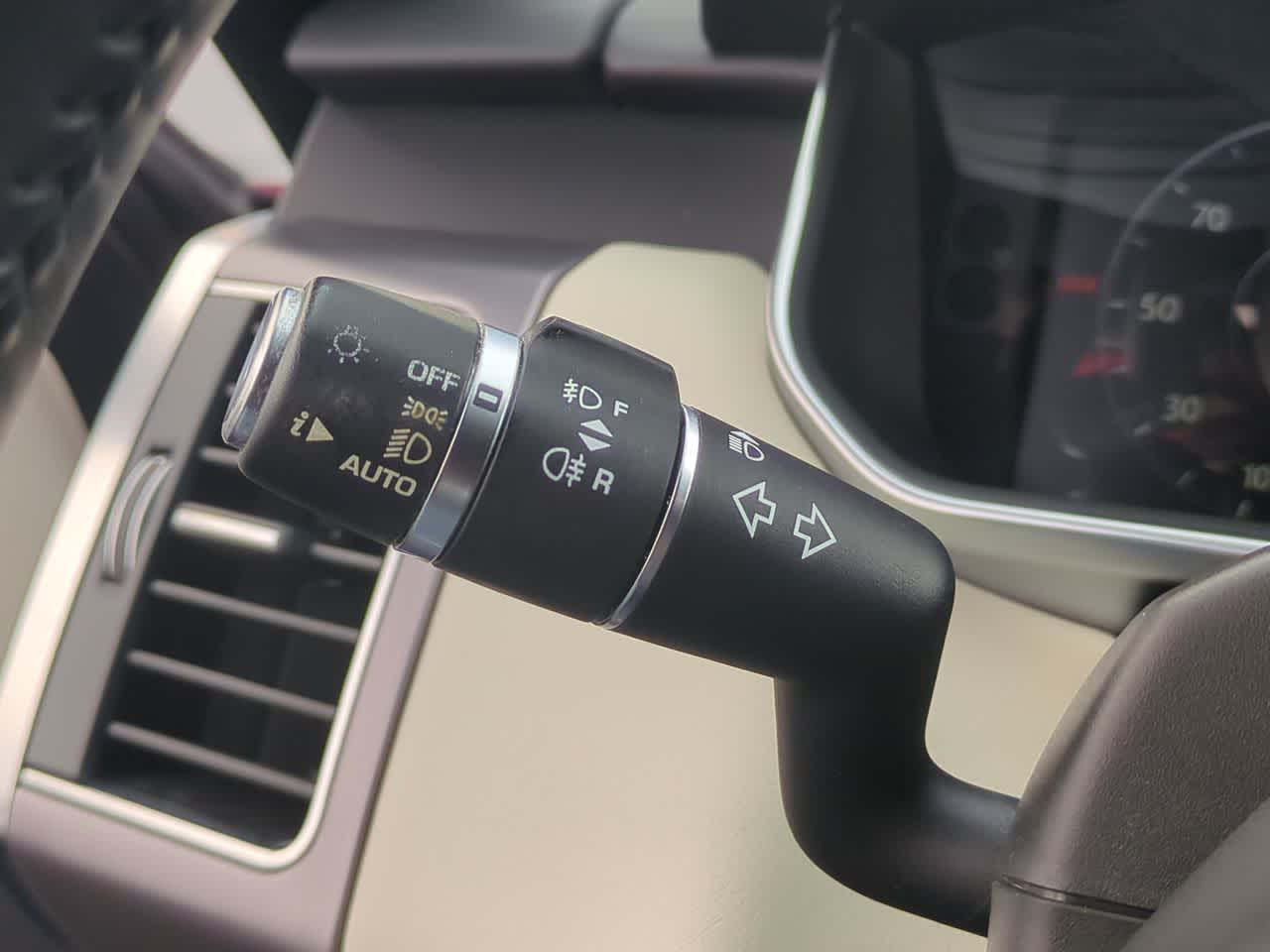 Thumbnail: 2017 Land Rover Range Rover Sport - 27