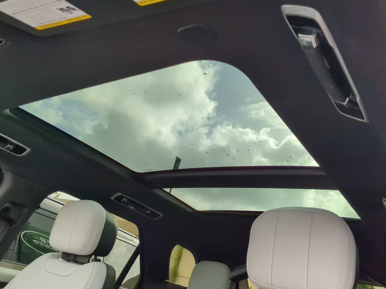 Thumbnail: 2025 Land Rover Range Rover Sport - 19