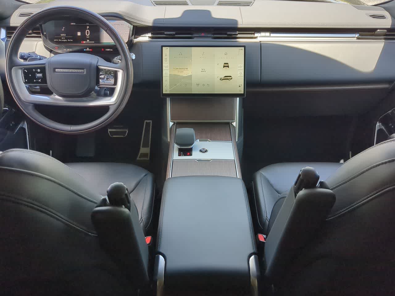 2025 Land Rover Range Rover SE - Photo 16