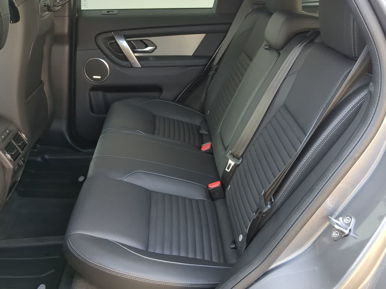 Thumbnail: 2025 Land Rover Discovery Sport - 21