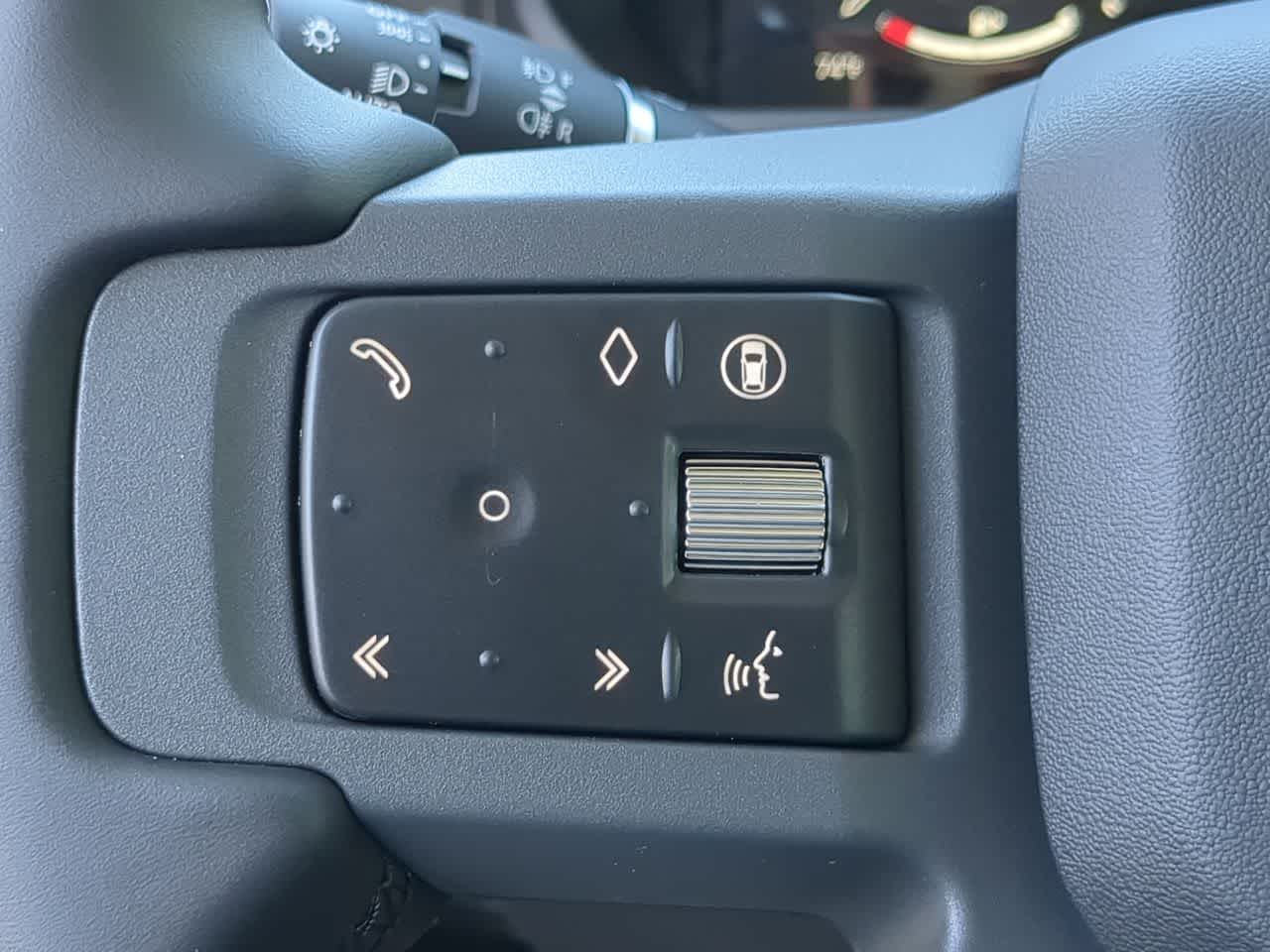 Thumbnail: 2026 Land Rover Defender - 26