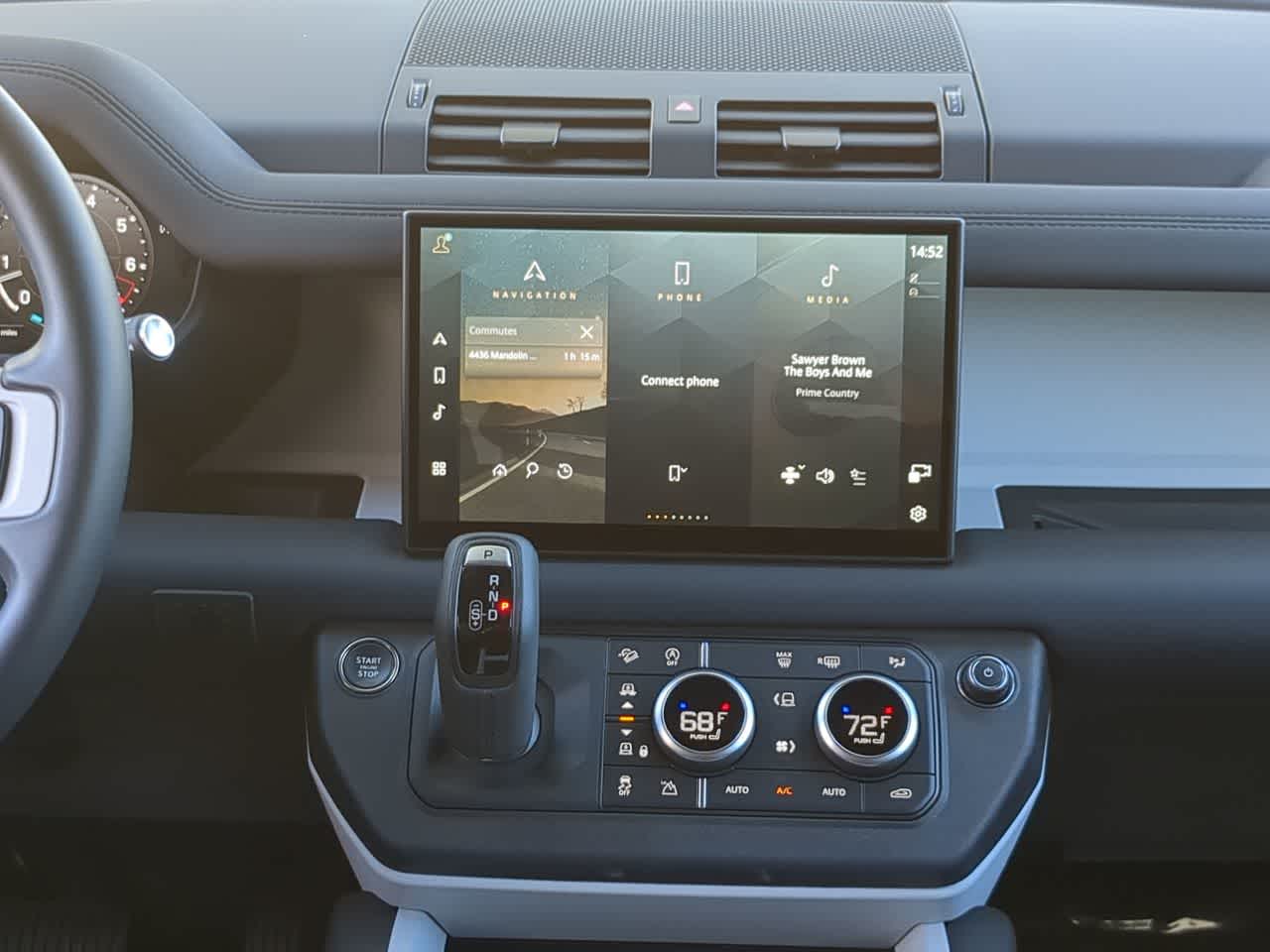 Thumbnail: 2025 Land Rover Defender - 30