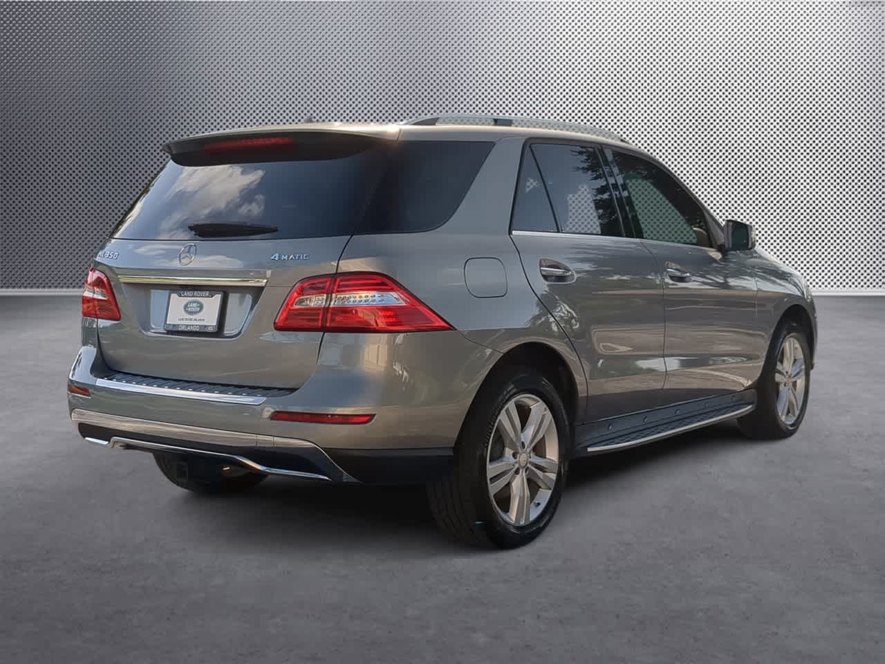 Thumbnail: 2015 Mercedes-Benz M-Class - 8