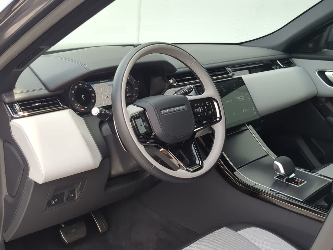 Thumbnail: 2026 Land Rover Range Rover Velar - 10