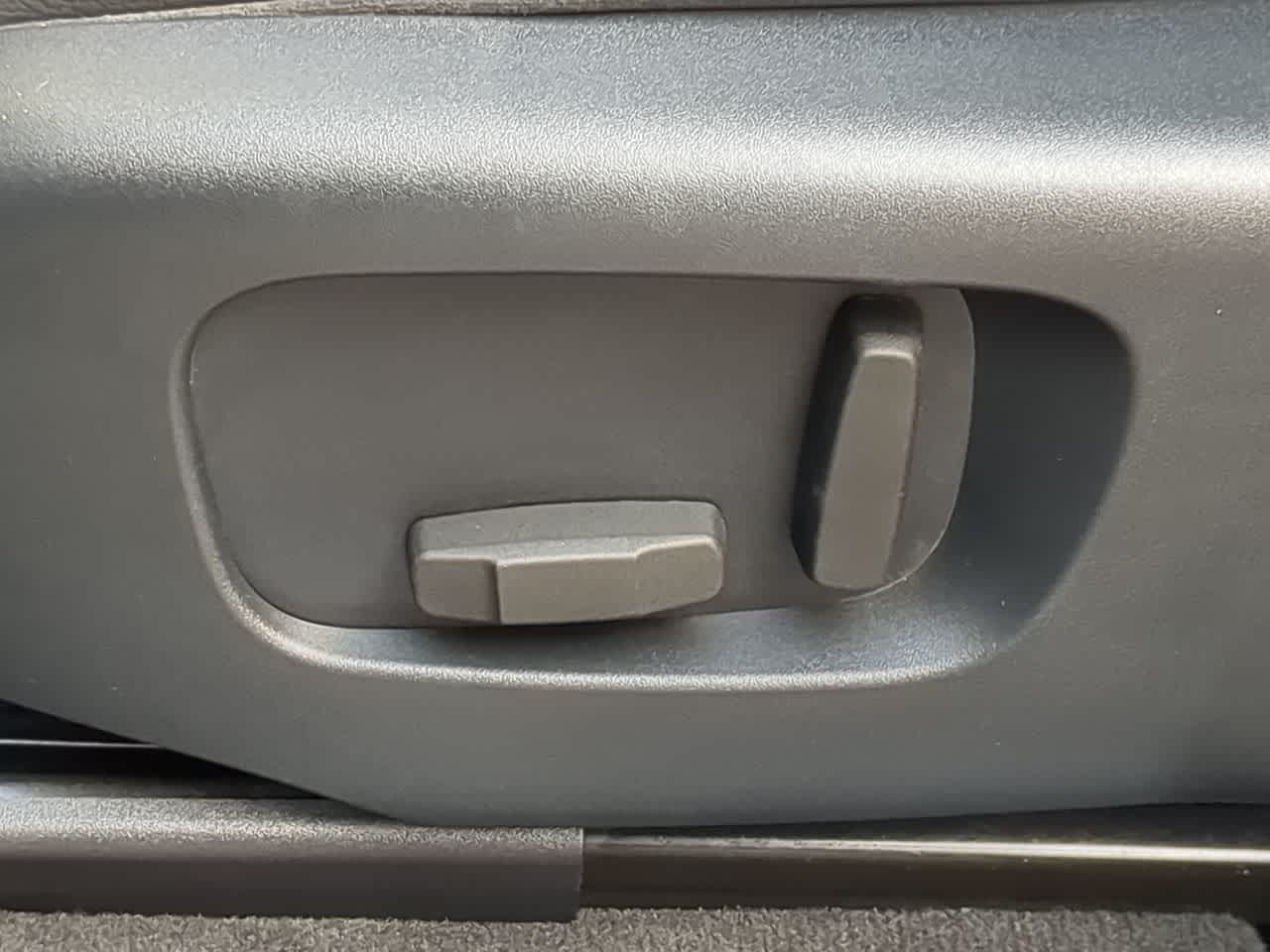 Thumbnail: 2019 Land Rover Range Rover Velar - 17