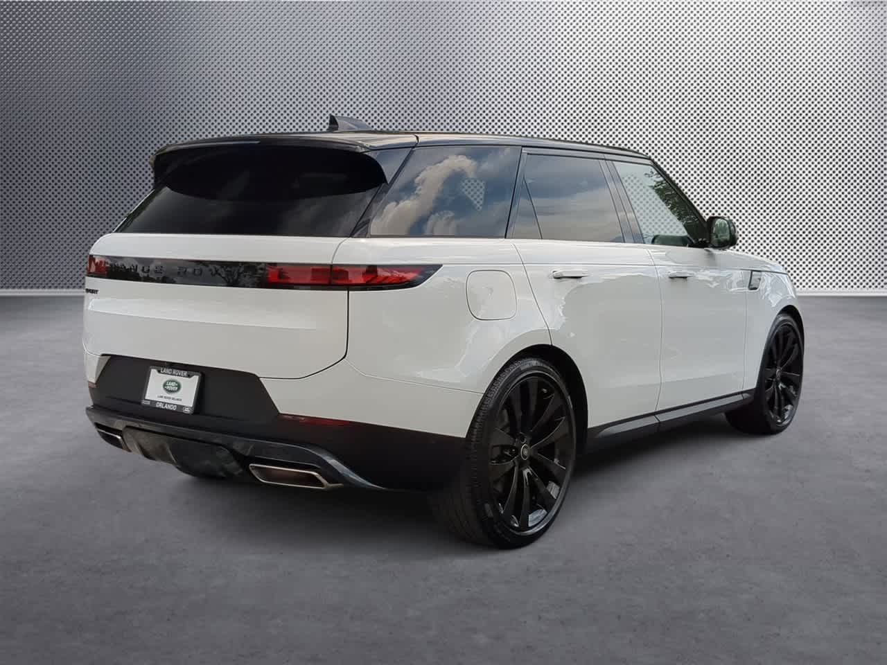 Thumbnail: 2025 Land Rover Range Rover Sport - 8