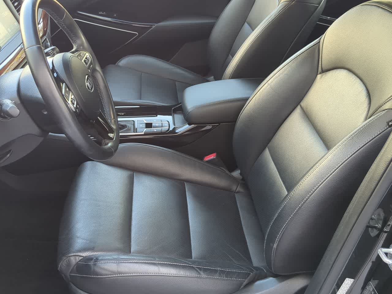 Thumbnail: 2019 Kia Cadenza - 16