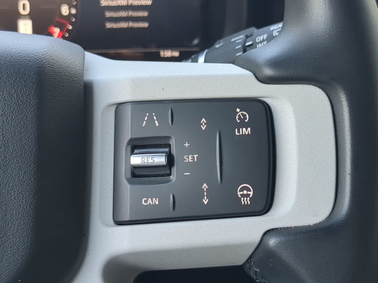 Thumbnail: 2025 Land Rover Defender - 27