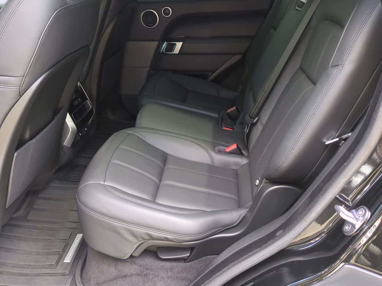 Thumbnail: 2020 Land Rover Range Rover Sport - 21