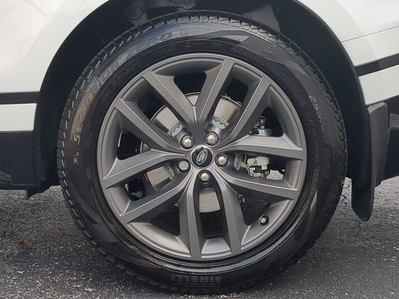 Thumbnail: 2026 Land Rover Range Rover Velar - 13