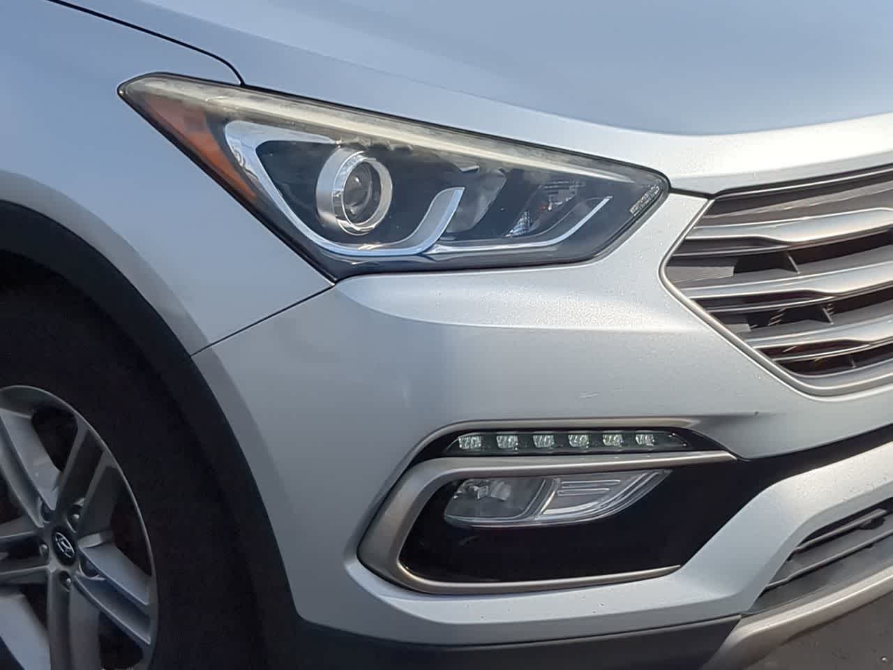 Thumbnail: 2017 Hyundai Santa Fe - 11