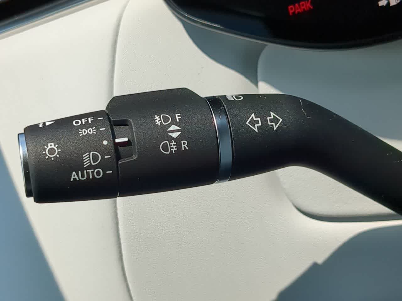 Thumbnail: 2025 Land Rover Range Rover Sport - 29