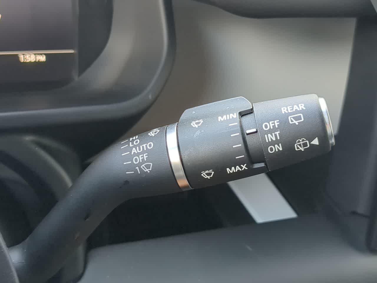 Thumbnail: 2025 Land Rover Defender - 28