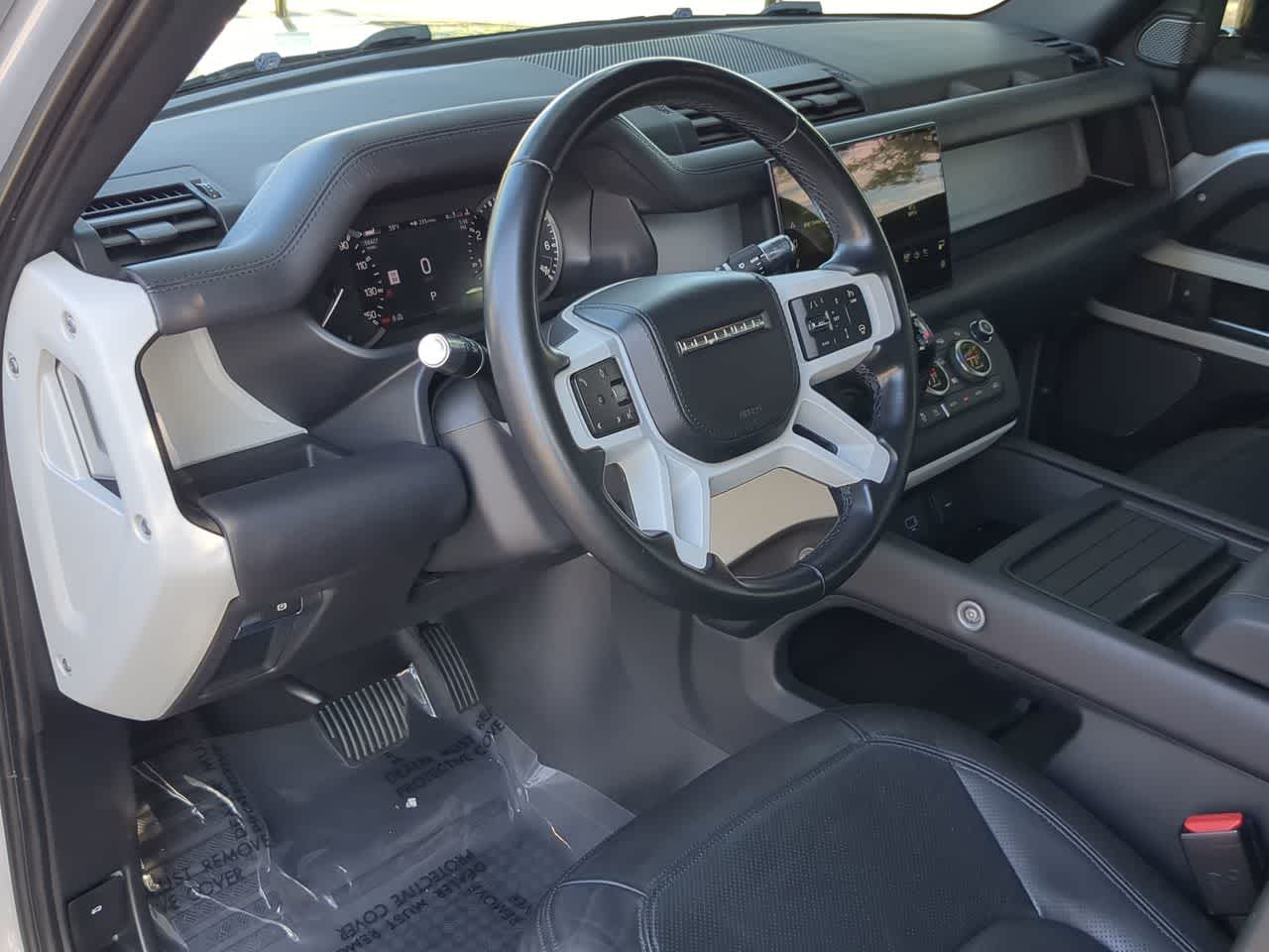 Thumbnail: 2022 Land Rover Defender - 10