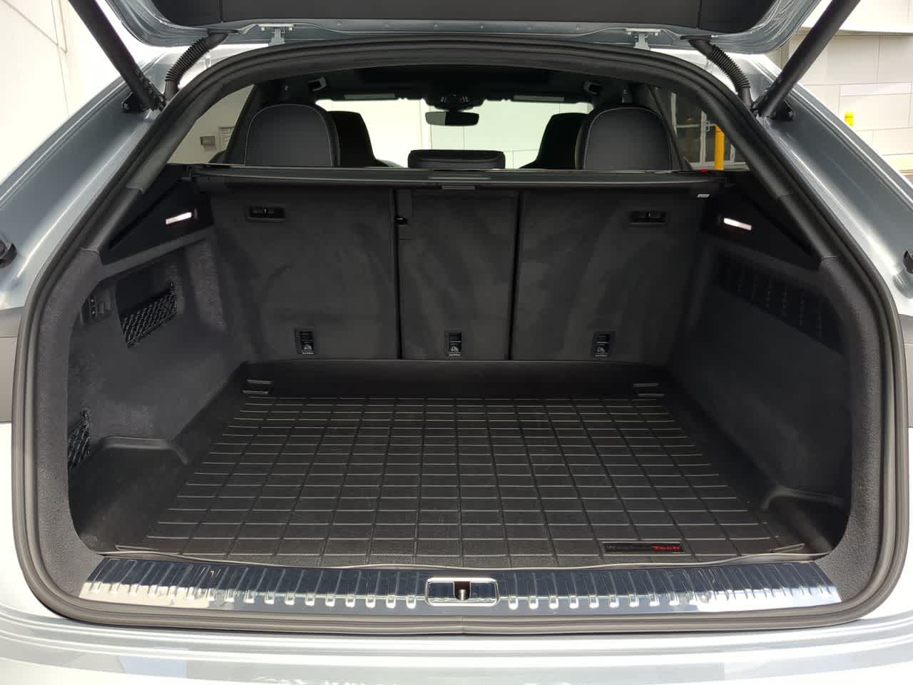 2024 Audi SQ8 Prestige 36