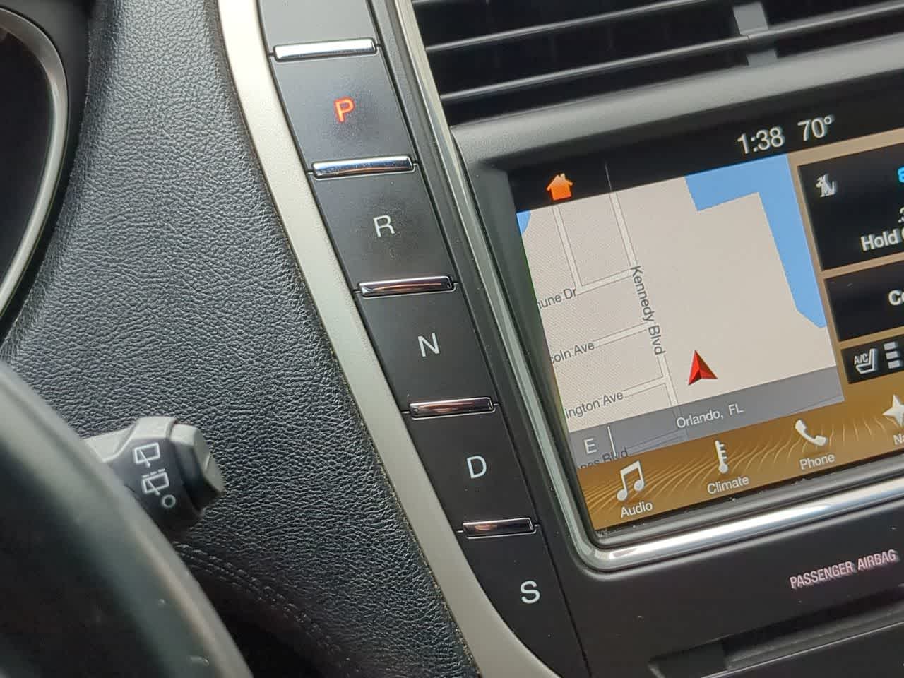 Thumbnail: 2017 Lincoln MKX - 32